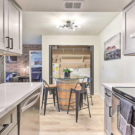 Renovated Chandler Townhome Walk To Downtown المظهر الخارجي الصورة